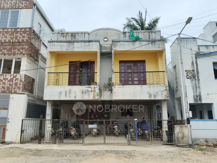 2 BHK Flat In Apartment For Sale  In Thoraipakkam