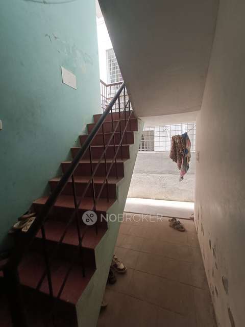 2 BHK Flat In Apartment For Sale  In Thoraipakkam