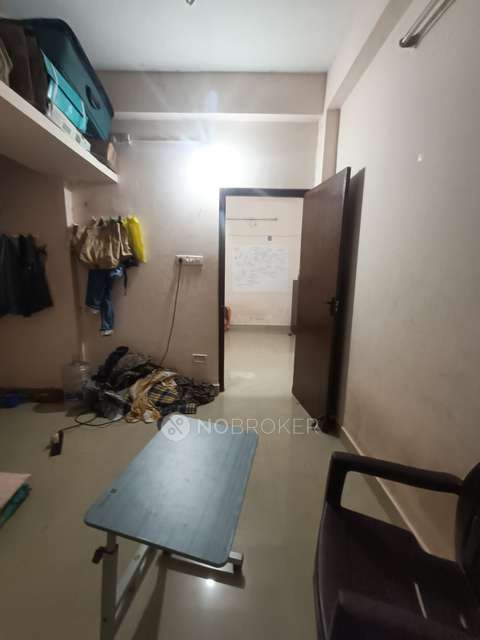 2 BHK Flat In Apartment For Sale  In Thoraipakkam