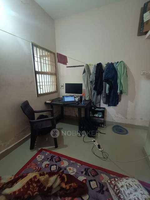 2 BHK Flat In Apartment For Sale  In Thoraipakkam