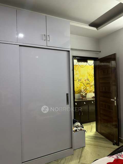 3 BHK Flat In Sb For Sale  In Rohini