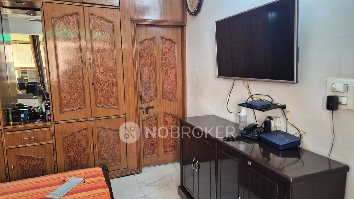 2 BHK Flat In Golden Heights Delhi, Sector 12 Dwarka, New Delhi For Sale  In Sector 12 Dwarka, New Delhi