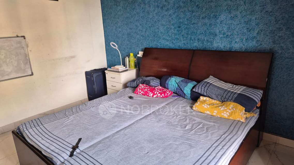 2 BHK Flat In Golden Heights Delhi, Sector 12 Dwarka, New Delhi For Sale  In Sector 12 Dwarka, New Delhi