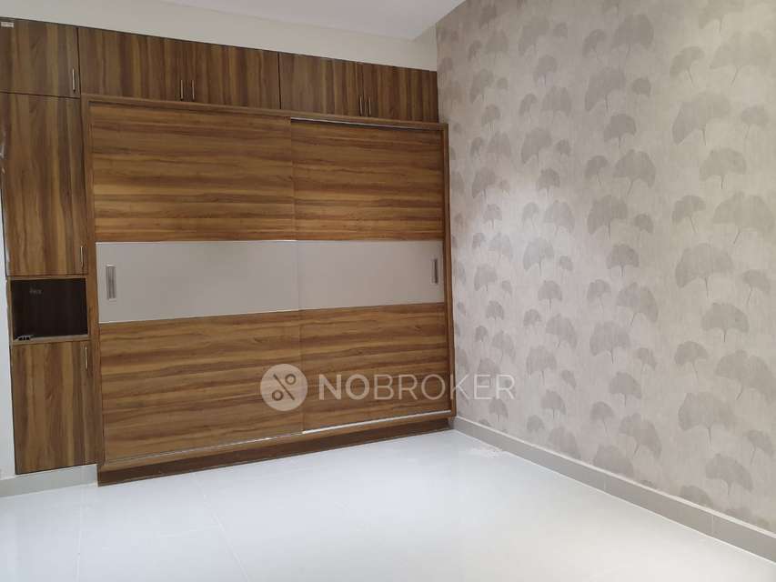 3 BHK Flat In The Down Town, Banjara Hills, Hyderabad for Rent  In Banjara Hills, Hyderabad