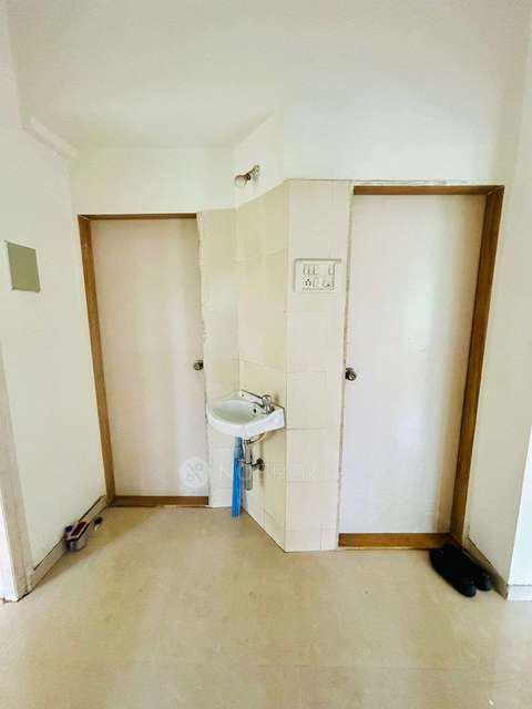 1 BHK Flat In Green Hills Chs For Sale  In Khadakpada