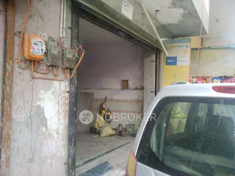 Godown/Warehouse in Dwarka, Delhi for sale 