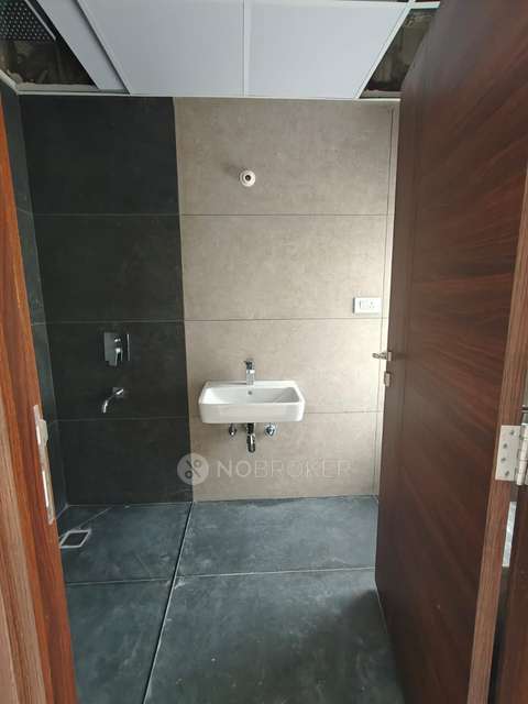 4+ BHK Flat In Halmark Duplex For Sale  In Kokapet