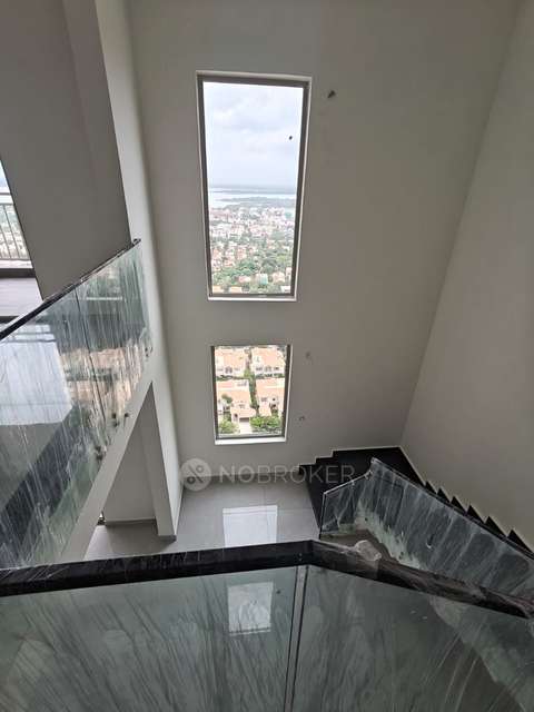 4+ BHK Flat In Halmark Duplex For Sale  In Kokapet