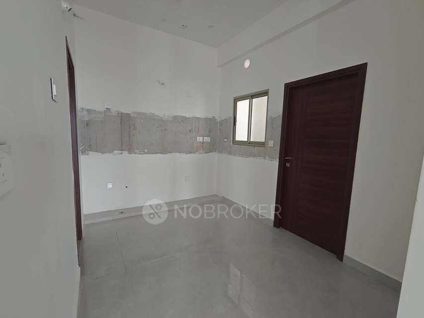 4+ BHK Flat In Halmark Duplex For Sale  In Kokapet