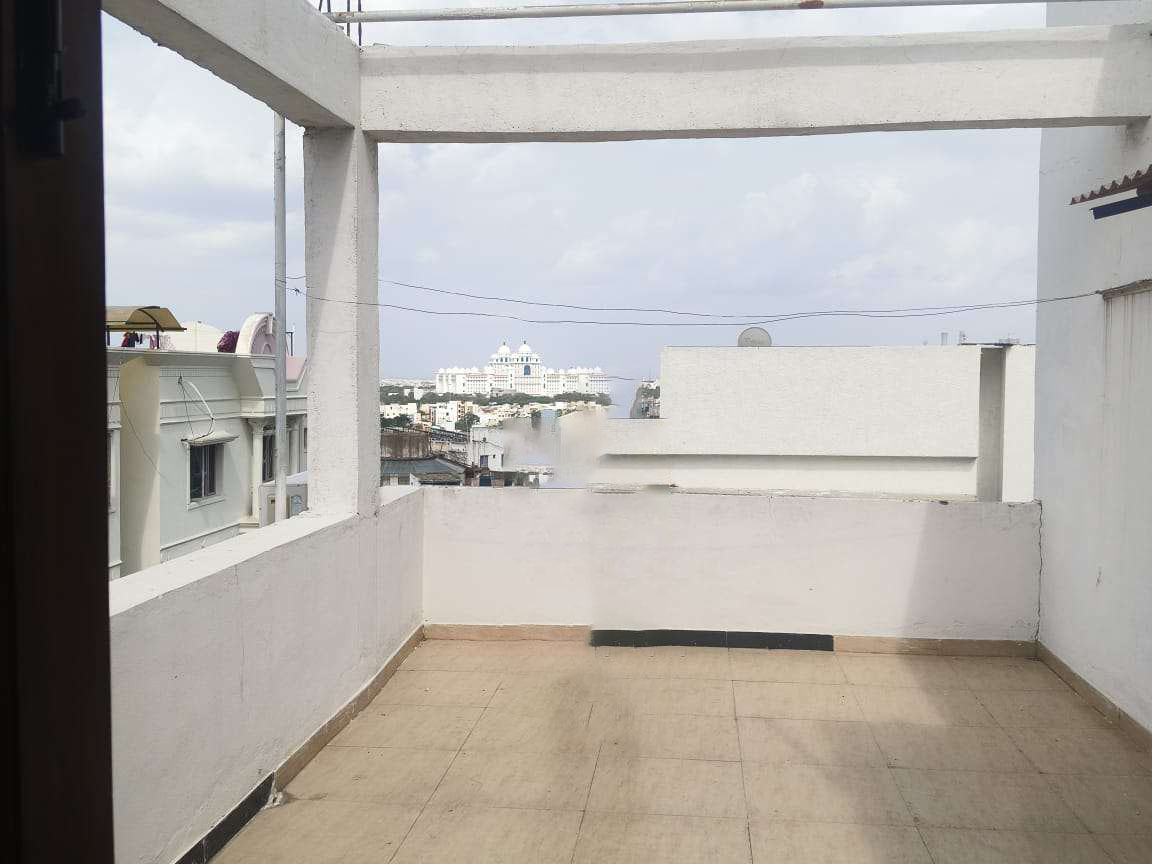 Reliance Estate Apartments