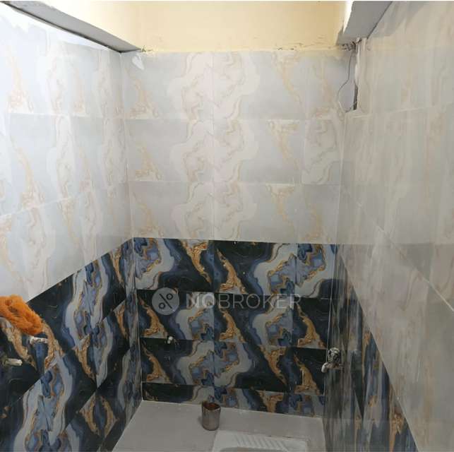 1 BHK Flat In Smarpankunj For Sale  In Dashrath Puri
