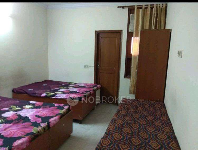 PG for Girls in Rajouri Garden