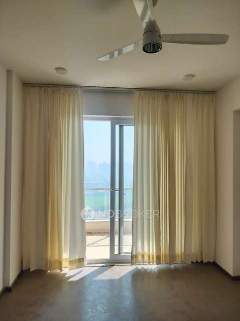 3 BHK Flat In Ramprastha Primera for Rent  In Sector 37d