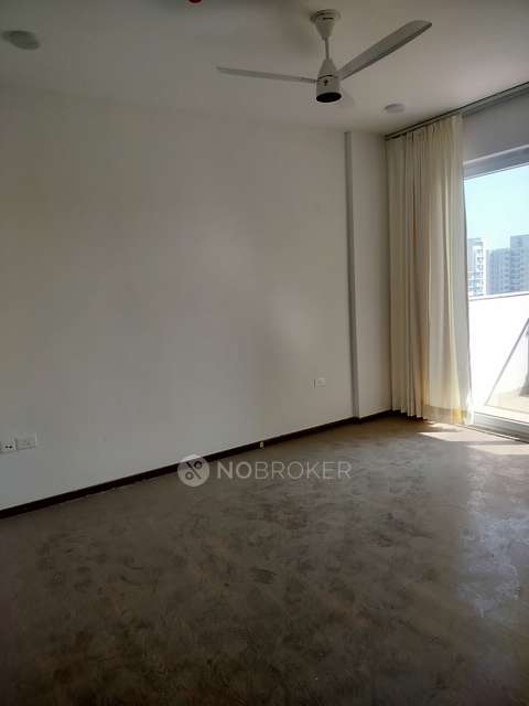 3 BHK Flat In Ramprastha Primera for Rent  In Sector 37d