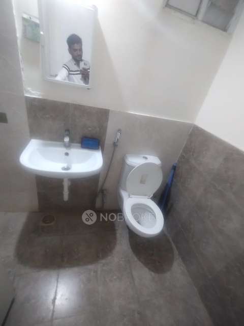 2 BHK Flat In Highmont Society  for Rent  In High Mont