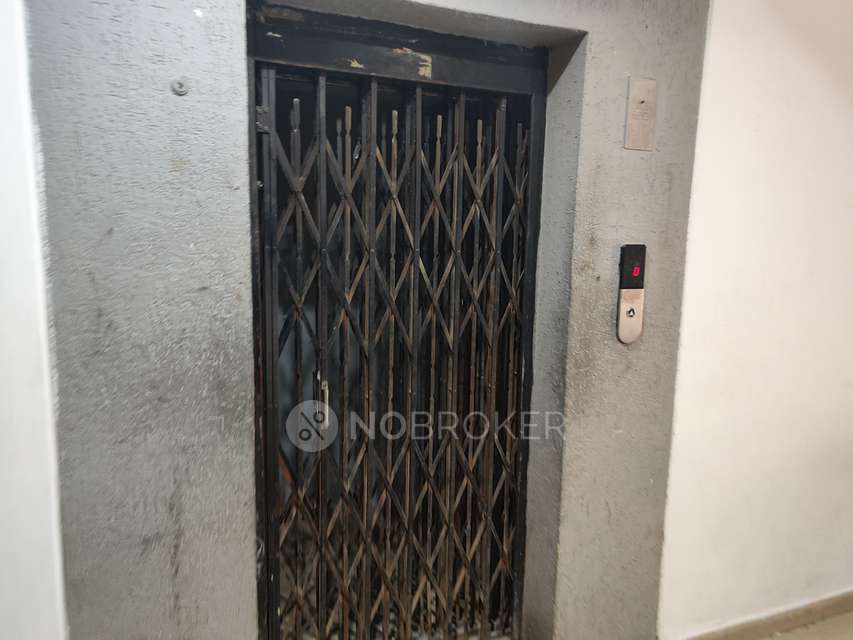 3 BHK Flat In Srinikethan Akshaya For Sale  In Madhapur