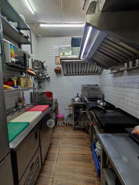 Shop in Lajpat Nagar, Delhi for sale 