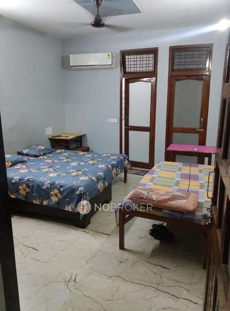 PG for Girls in Wazirpur