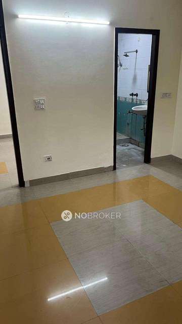 2 BHK Flat In B104 Pansheel Vihar  For Sale  In Sheikh Sarai