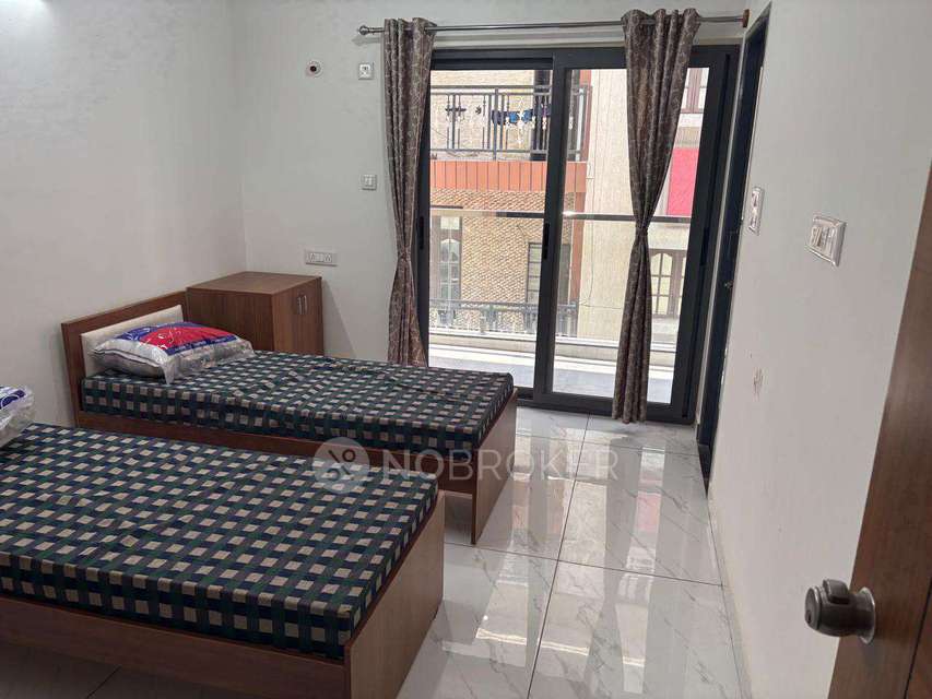 PG for Girls in Nagawara