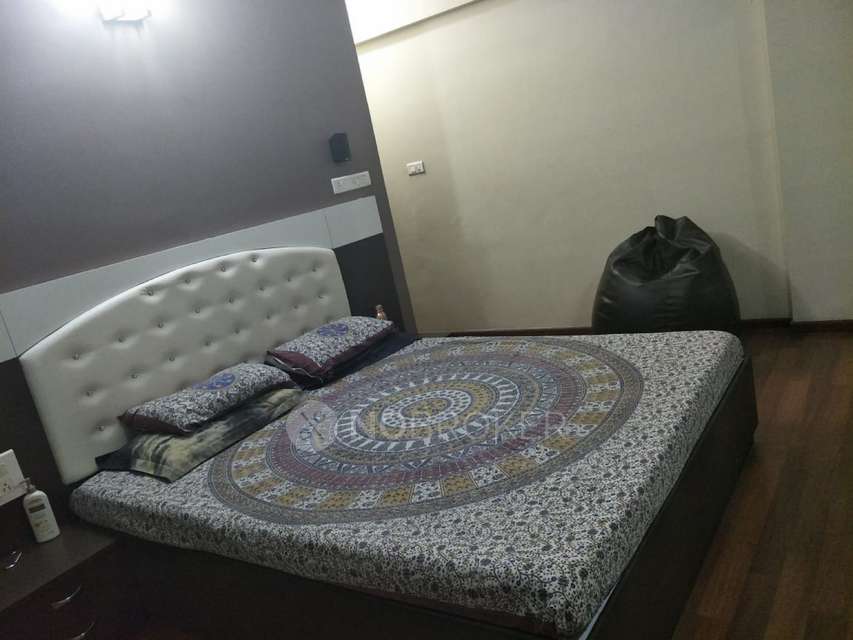 3 BHK Flat In Nyati Exotica Zinnia Building for Rent  In Mohammed Wadi