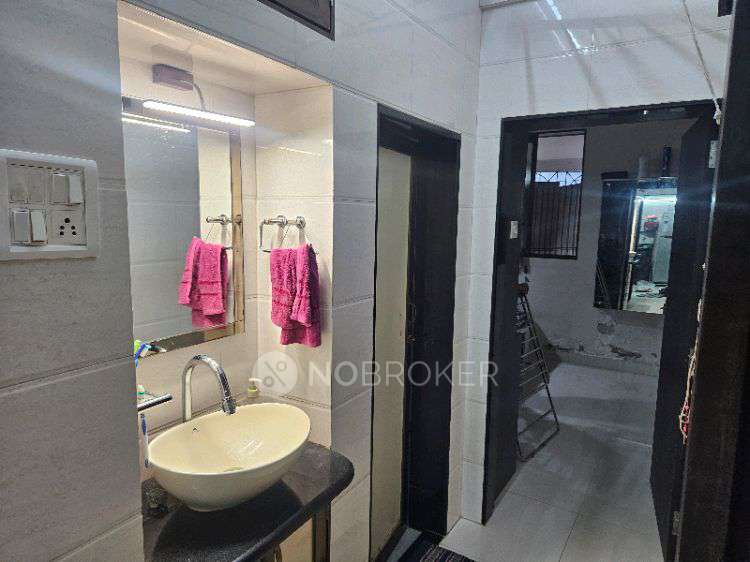 1 BHK Flat In Om Shivam Apartment For Sale  In Ghatkopar West