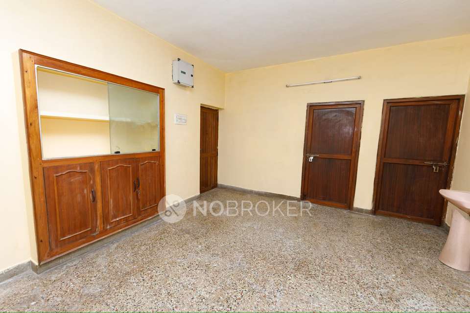 2 BHK Flat In Durgalakshmi Flats Pammal For Sale  In Pammal