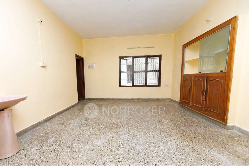 2 BHK Flat In Durgalakshmi Flats Pammal For Sale  In Pammal