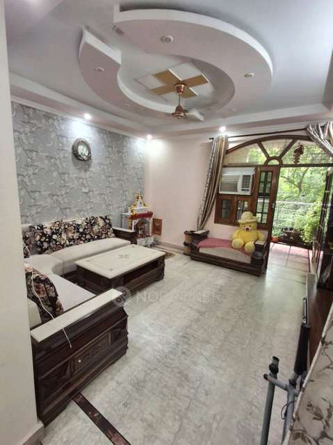 2 BHK Flat For Sale  In Subhash Nagar