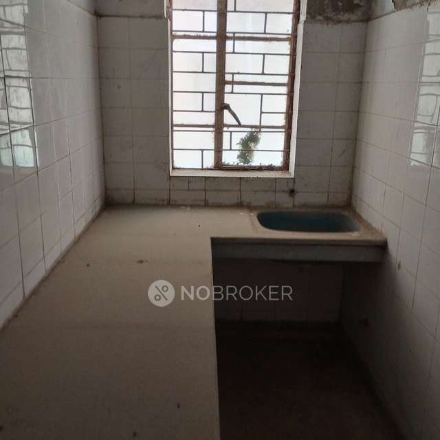 1 BHK Flat In Dda Flats Pocket D Loknayak Puram For Sale  In  Bakkarwala, New Delhi
