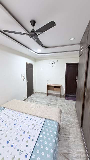 2 BHK Flat In Tulasi Greens for Rent  In Kondapur