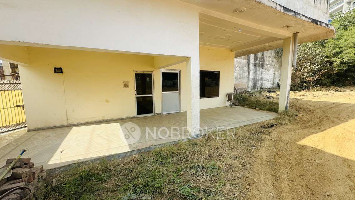 Godown/Warehouse in  Palam Vihar, Gurgaon for Rent 