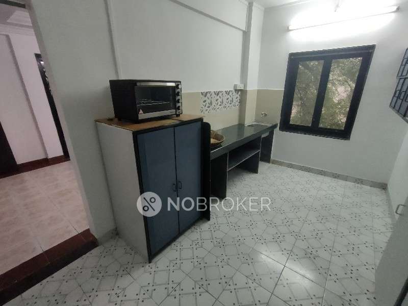 1 BHK Flat In Saurabh Chs For Sale  In Mulund East