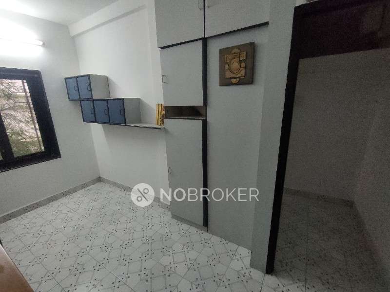 1 BHK Flat In Saurabh Chs For Sale  In Mulund East