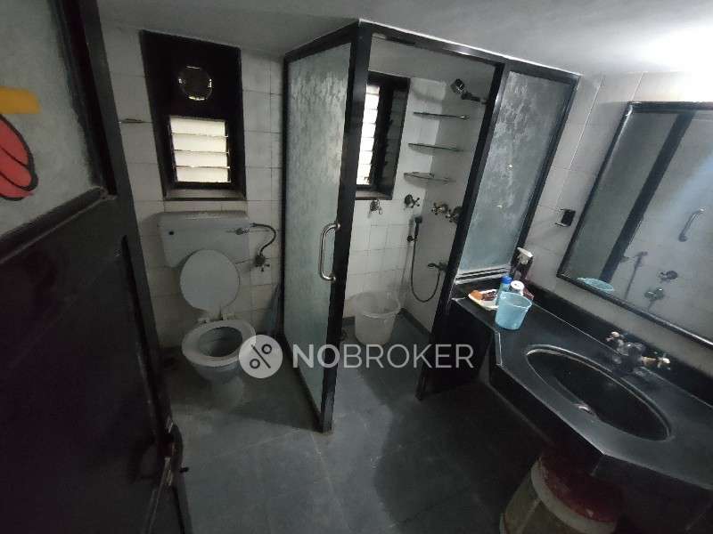 1 BHK Flat In Saurabh Chs For Sale  In Mulund East