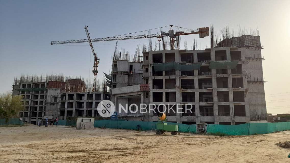 2 BHK Flat In Raheja Vanya For Sale  In Sector-99a