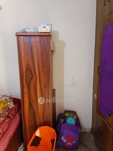 2 BHK Flat In Shree Ganesh Apartment For Sale  In Dilshad Garden