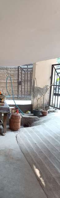 2 BHK Flat In Shree Ganesh Apartment For Sale  In Dilshad Garden