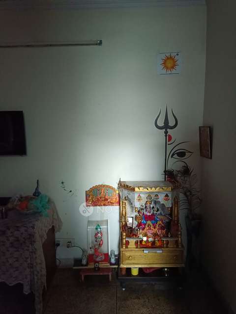 2 BHK Flat In Shree Ganesh Apartment For Sale  In Dilshad Garden