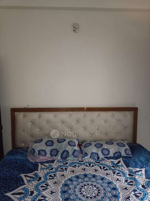 2 BHK Flat In Shree Ganesh Apartment For Sale  In Dilshad Garden