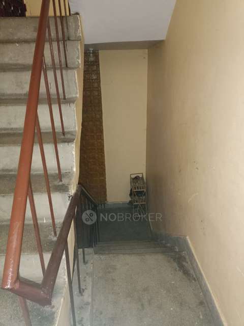 2 BHK Flat In Shree Ganesh Apartment For Sale  In Dilshad Garden