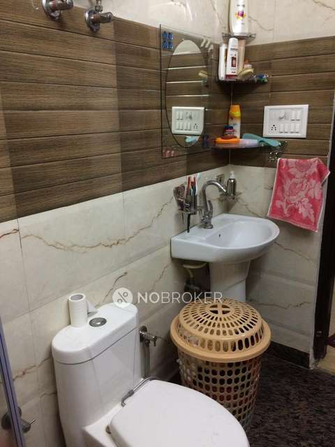 3 BHK Flat For Sale  In Shahdara