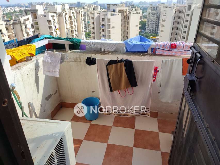 2 BHK Flat In Srs Royal Hills For Sale  In Sector-87