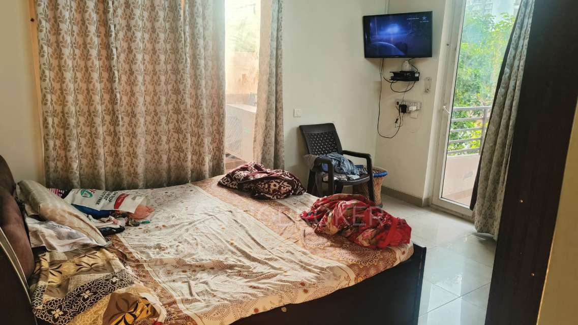 3 BHK Flat In Puri Pranayam for Rent  In Sector 85