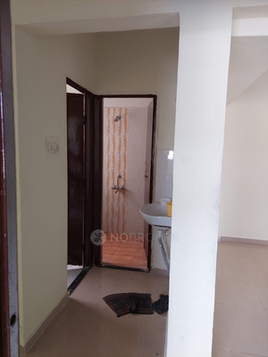 2 BHK Flat In Rajas Residency for Rent  In Shivane