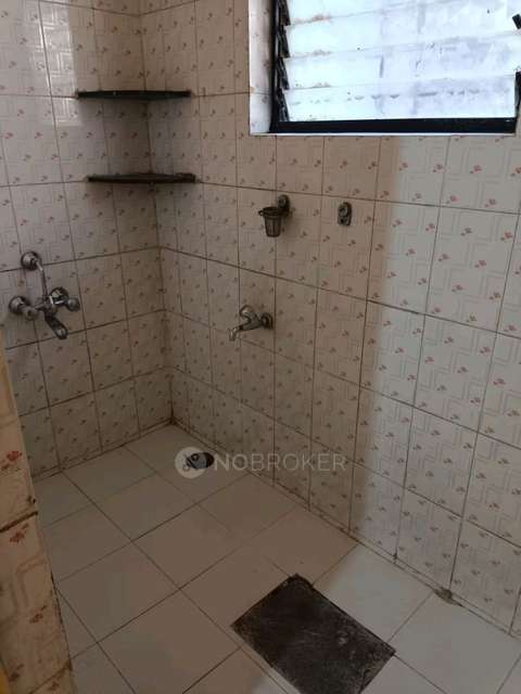 1 BHK Flat In 284,shree Apartment  for Rent  In 284 Shree Apartments, Opp Central Bank, Gandhinagar, Mangalwar Peth, Kasba Peth, Pune, Maharashtra 411011, India