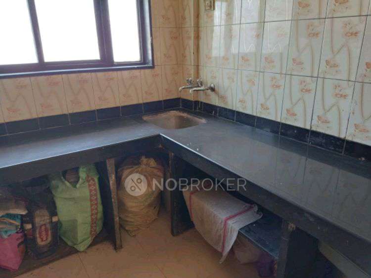 1 BHK Flat In 284,shree Apartment  for Rent  In 284 Shree Apartments, Opp Central Bank, Gandhinagar, Mangalwar Peth, Kasba Peth, Pune, Maharashtra 411011, India