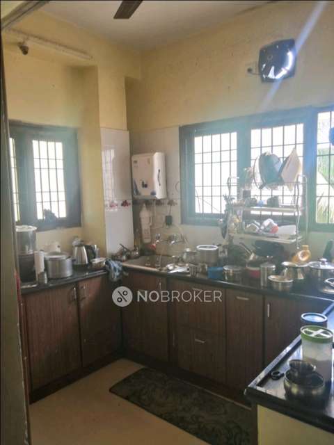 3 BHK Flat In Thiruvarasu Apartments For Sale  In West Mambalam