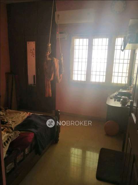 3 BHK Flat In Thiruvarasu Apartments For Sale  In West Mambalam