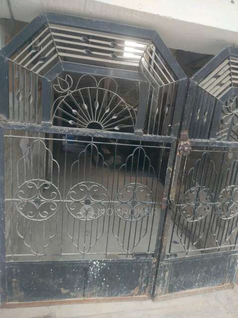 1 RK Flat In Standalone Building  for Rent  In Raj Nagar